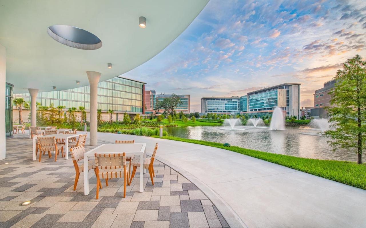 Hotel Eleo At The University Of Florida 盖恩斯维尔 外观 照片